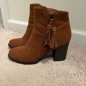 Women’s Boots Size 9.5